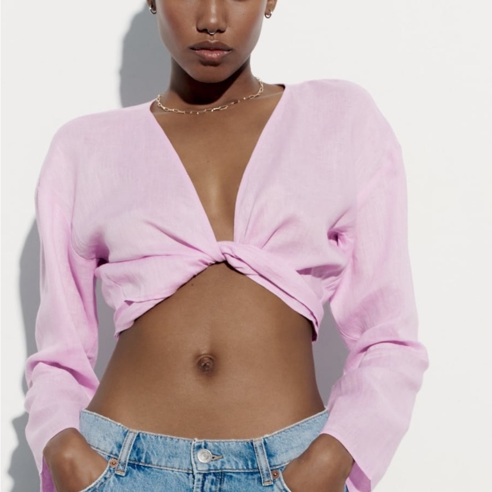 Pink linen shirt with knot